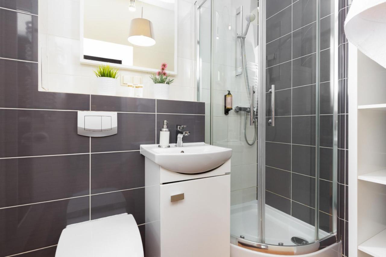 Apartment Warsaw Hoza By Noclegi Renters 외부 사진
